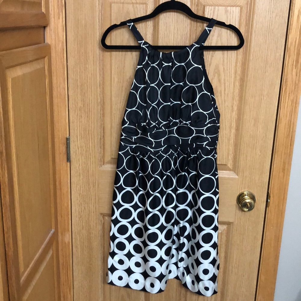 White House Black Market size 6 dress.